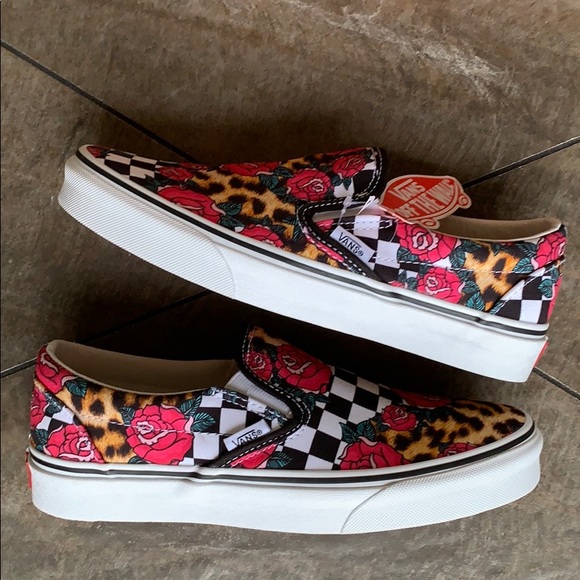 VANS CLASSIC SLIP ON ROSE/ANIMALCHCK TRWHT men’s NWT - Picture 2 of 16